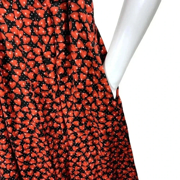 Disney's Women M Alice Through Looking Glass Red Heart Designer Colleen Atwood - Picture 6 of 14